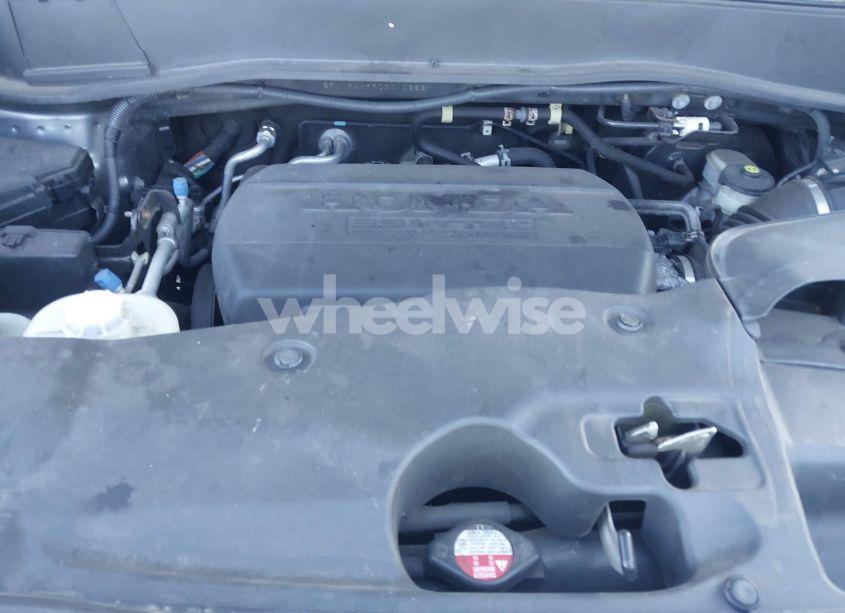 Photo 10 of 2012 Honda Pilot TOURING (VIN 5FNYF4H99CB010253)