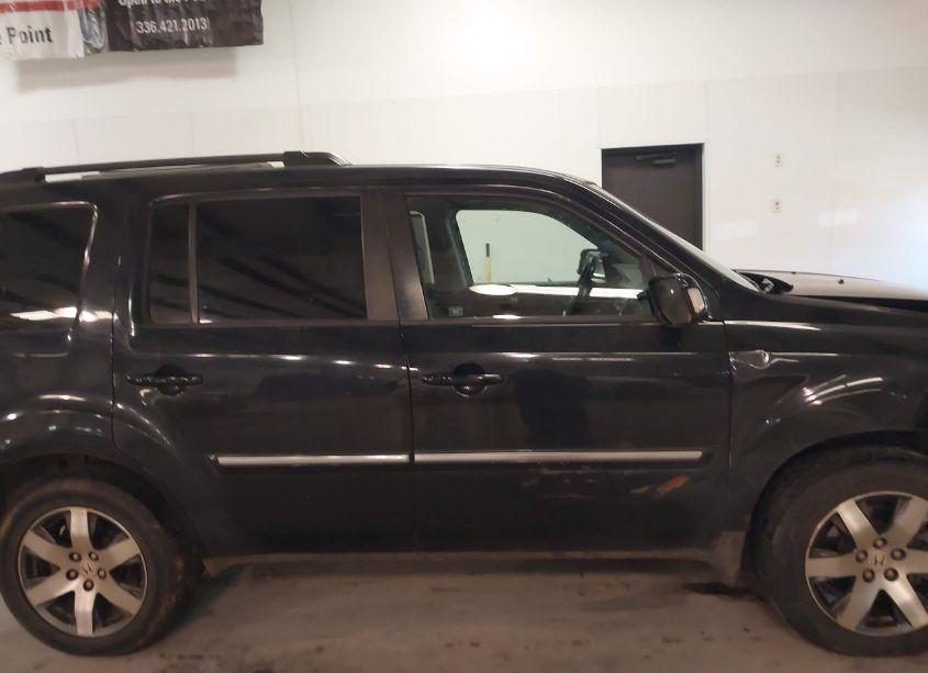 Photo 13 of 2012 Honda Pilot TOURING (VIN 5FNYF4H99CB019535)