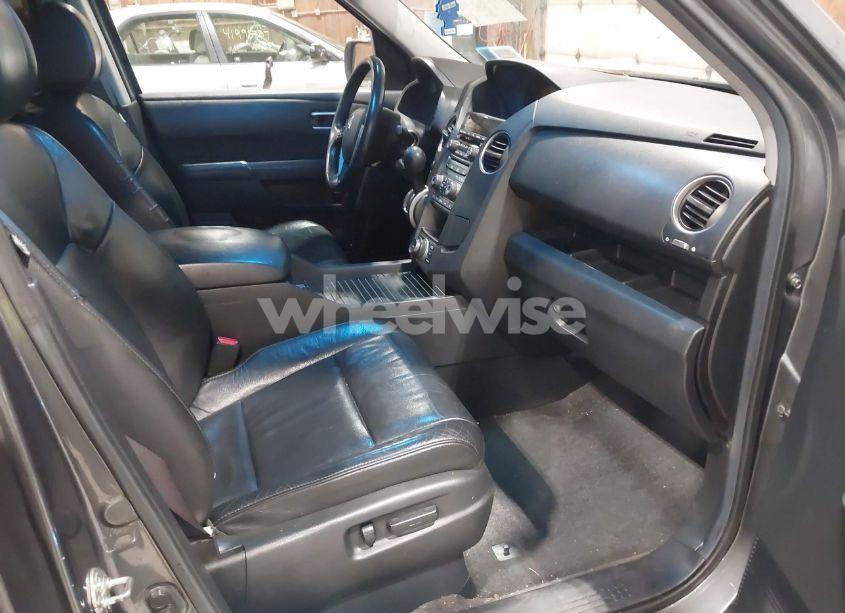 Photo 5 of 2012 Honda Pilot TOURING (VIN 5FNYF4H99CB052034)