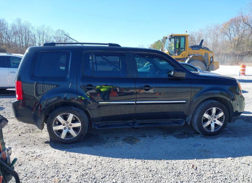 Photo 13 of 2012 Honda Pilot TOURING (VIN 5FNYF4H99CB053510)
