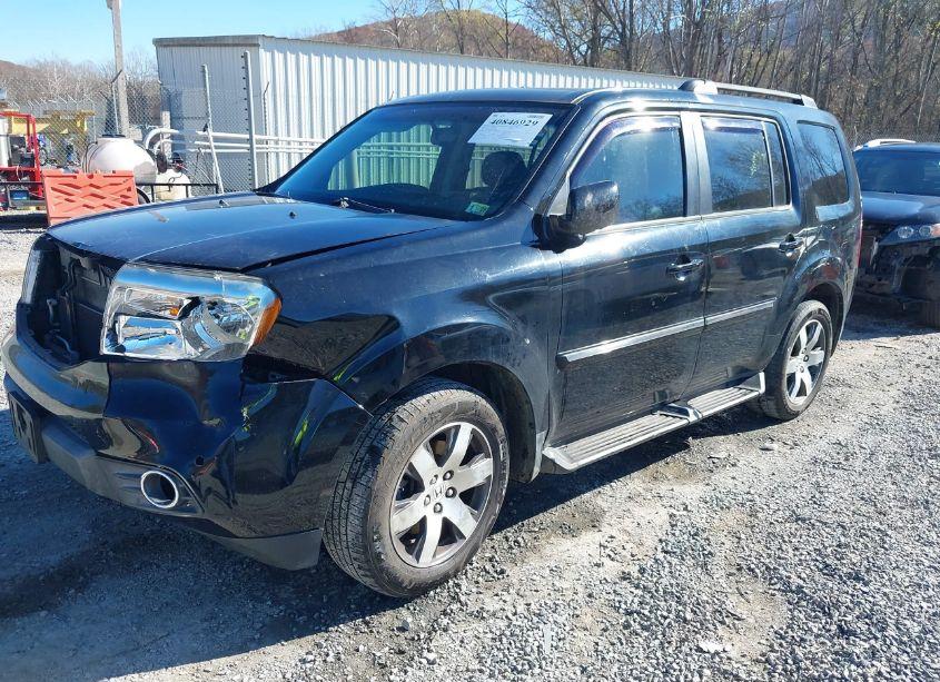 Photo 2 of 2012 Honda Pilot TOURING (VIN 5FNYF4H99CB053510)