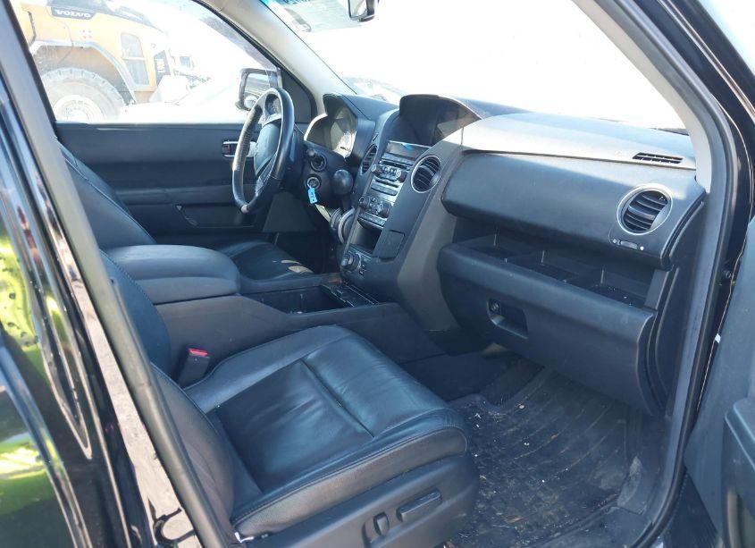 Photo 5 of 2012 Honda Pilot TOURING (VIN 5FNYF4H99CB053510)