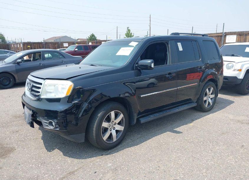 Photo 2 of 2012 Honda Pilot TOURING (VIN 5FNYF4H99CB082487)