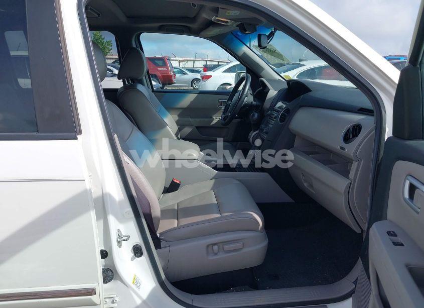 Photo 5 of 2013 Honda Pilot TOURING (VIN 5FNYF4H99DB017351)