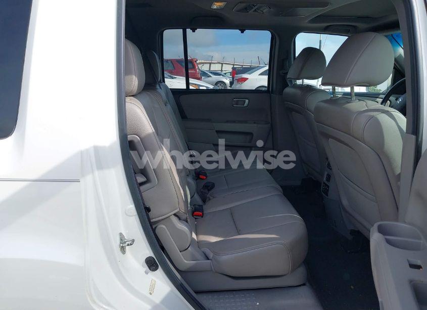 Photo 8 of 2013 Honda Pilot TOURING (VIN 5FNYF4H99DB017351)