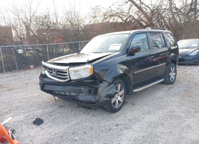 Photo 2 of 2014 Honda Pilot TOURING (VIN 5FNYF4H99EB015326)