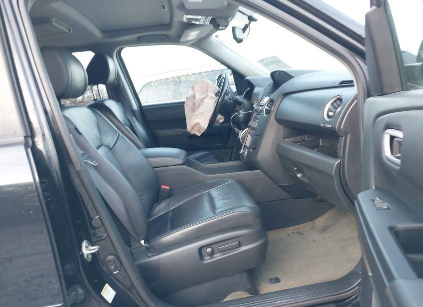 Photo 5 of 2014 Honda Pilot TOURING (VIN 5FNYF4H99EB015326)