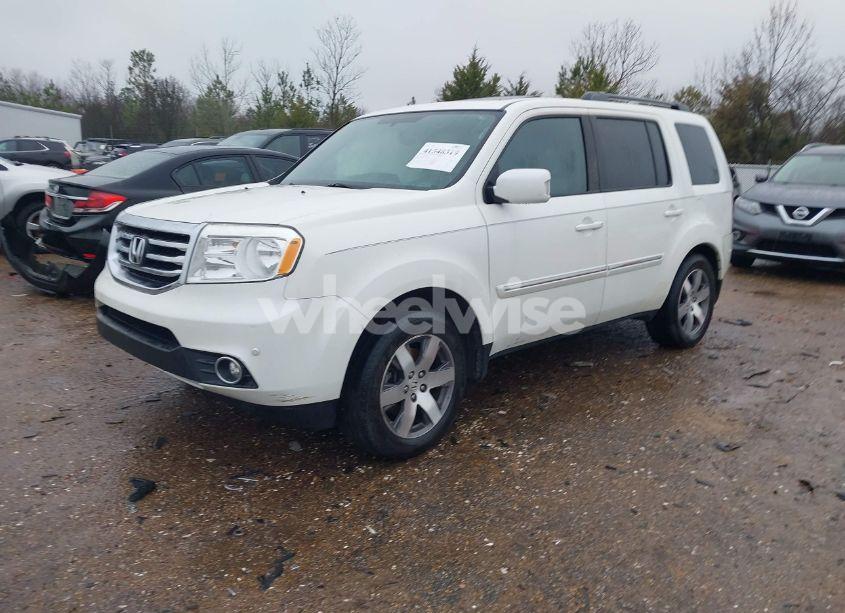 Photo 2 of 2014 Honda Pilot TOURING (VIN 5FNYF4H99EB046835)
