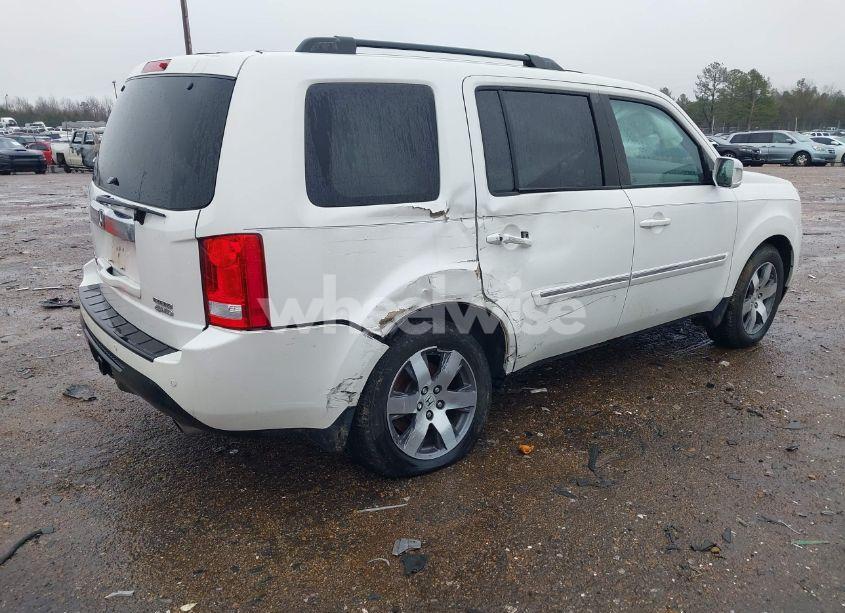 Photo 4 of 2014 Honda Pilot TOURING (VIN 5FNYF4H99EB046835)