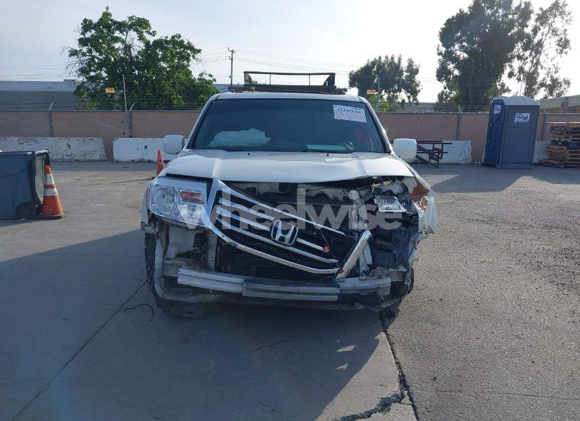 Photo 11 of 2015 Honda Pilot TOURING (VIN 5FNYF4H99FB005199)