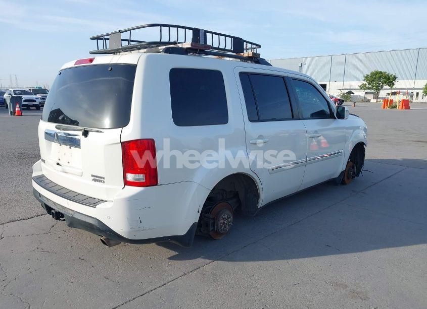 Photo 4 of 2015 Honda Pilot TOURING (VIN 5FNYF4H99FB005199)