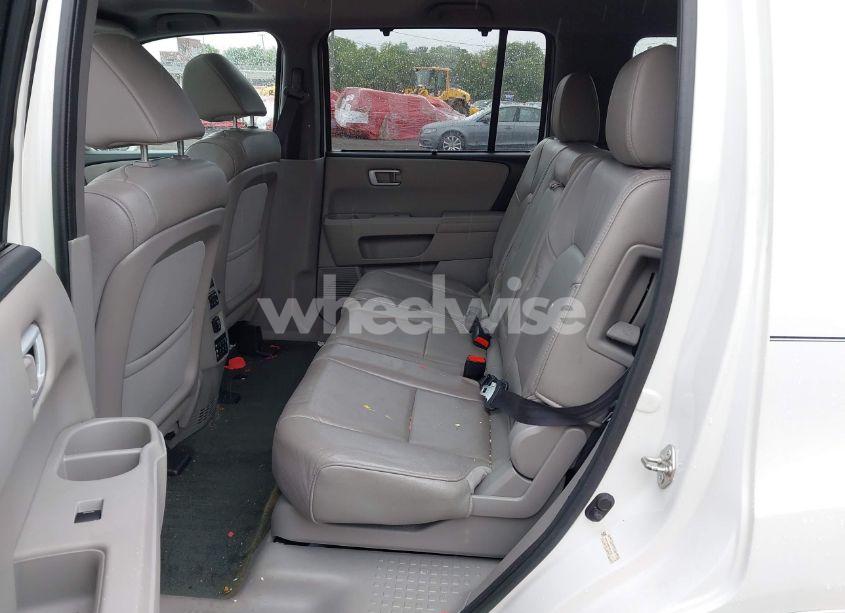 Photo 8 of 2015 Honda Pilot TOURING (VIN 5FNYF4H99FB013139)