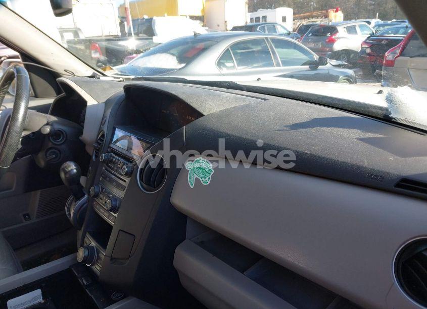 Photo 5 of 2015 Honda Pilot TOURING (VIN 5FNYF4H99FB061028)