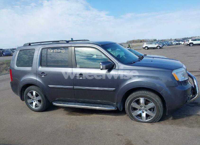 Photo 13 of 2015 Honda Pilot TOURING (VIN 5FNYF4H99FB061093)