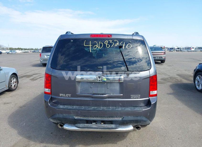 Photo 16 of 2015 Honda Pilot TOURING (VIN 5FNYF4H99FB061093)