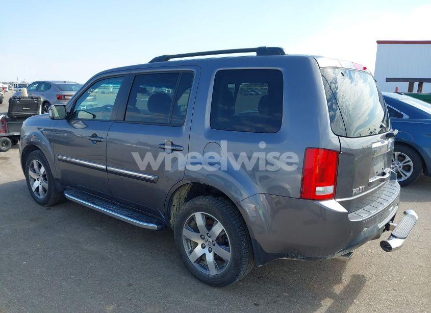 Photo 3 of 2015 Honda Pilot TOURING (VIN 5FNYF4H99FB061093)