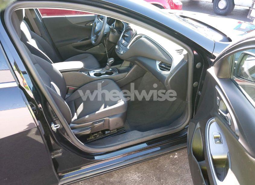 Photo 5 of 2022 Chevrolet Malibu FWD LS (VIN 5FNYF4H9XBB******)