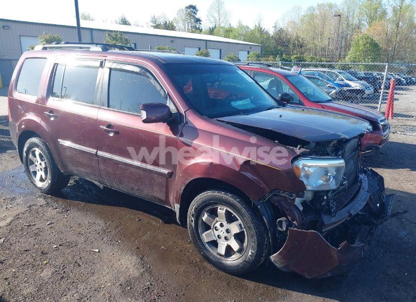 2011 Honda Pilot TOURING (VIN 5FNYF4H9XBB040893) main photo