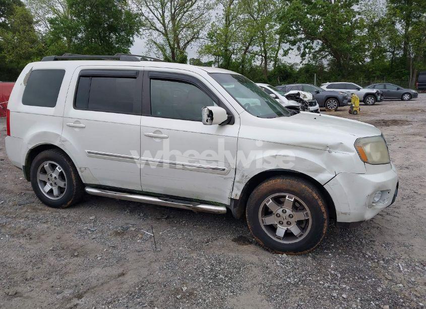 Photo 6 of 2011 Honda Pilot TOURING (VIN 5FNYF4H9XBB053966)