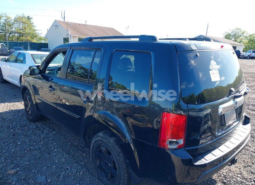 Photo 13 of 2011 Honda Pilot TOURING (VIN 5FNYF4H9XBB070931)