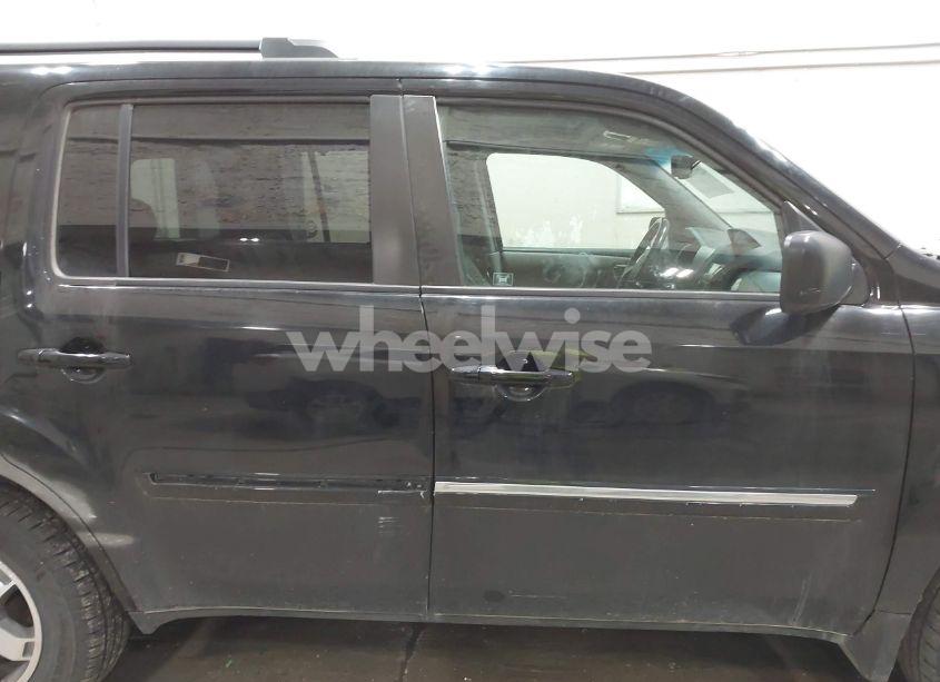 Photo 13 of 2011 Honda Pilot TOURING (VIN 5FNYF4H9XBB089379)