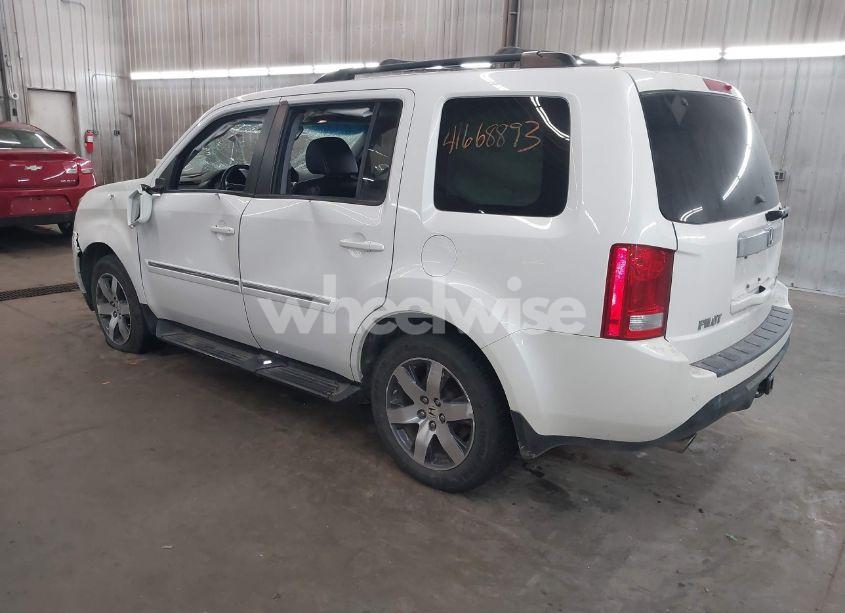 Photo 3 of 2012 Honda Pilot TOURING (VIN 5FNYF4H9XCB035551)
