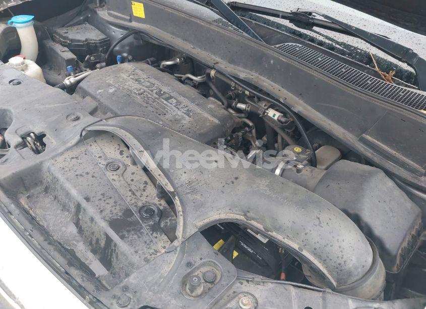 Photo 10 of 2012 Honda Pilot TOURING (VIN 5FNYF4H9XCB050471)