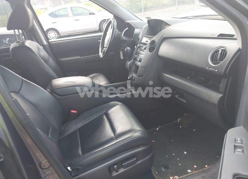 Photo 5 of 2015 Honda Pilot TOURING (VIN 5FNYF4H9XFB015854)