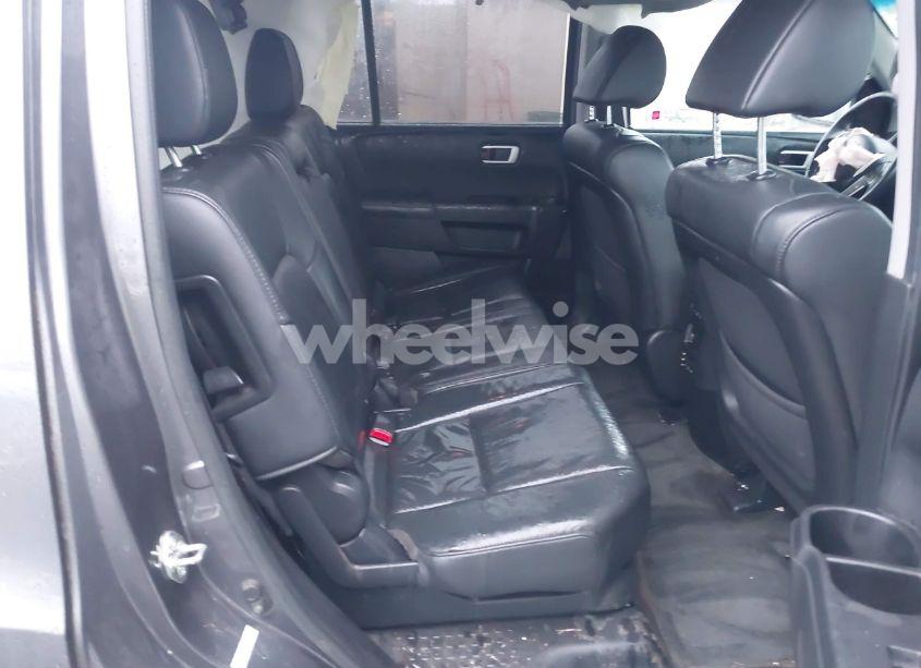 Photo 8 of 2015 Honda Pilot TOURING (VIN 5FNYF4H9XFB039118)