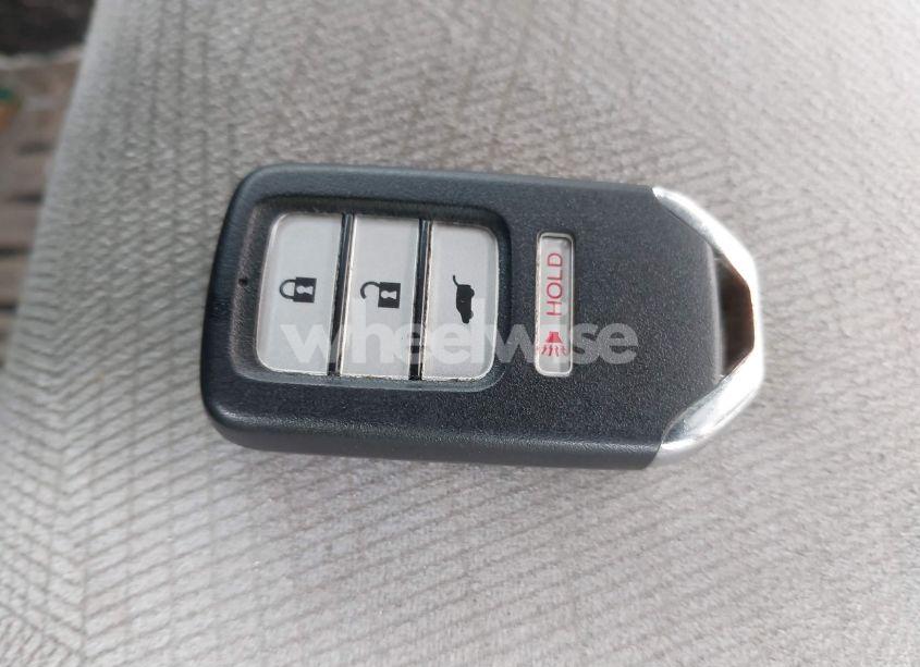 Photo 11 of 2017 Honda Pilot LX (VIN 5FNYF5H10HB034397)