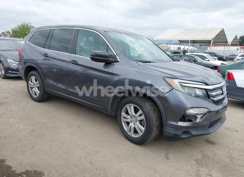 2016 Honda Pilot LX (VIN 5FNYF5H14GB037205) main photo