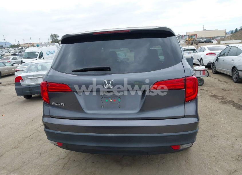 Photo 16 of 2016 Honda Pilot LX (VIN 5FNYF5H14GB037205)