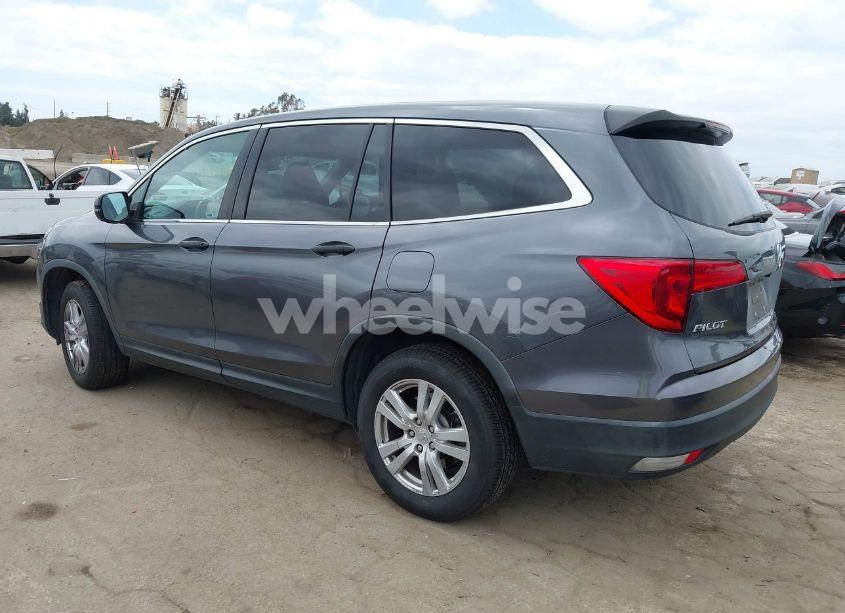 Photo 3 of 2016 Honda Pilot LX (VIN 5FNYF5H14GB037205)