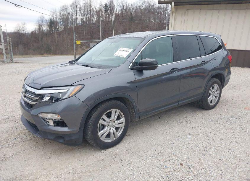 Photo 2 of 2017 Honda Pilot LX (VIN 5FNYF5H16HB003039)