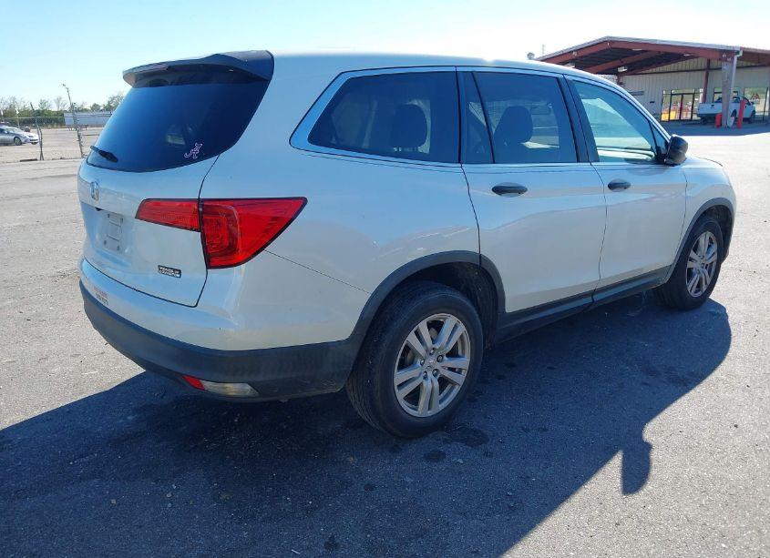 Photo 4 of 2018 Honda Pilot LX (VIN 5FNYF5H16JB031722)