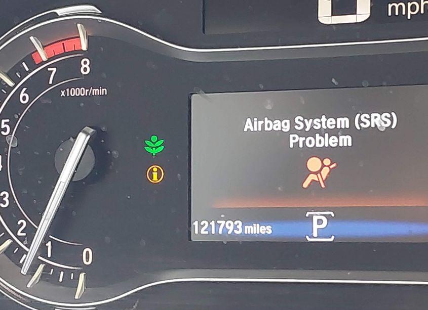 Photo 7 of 2018 Honda Pilot LX (VIN 5FNYF5H16JB031722)