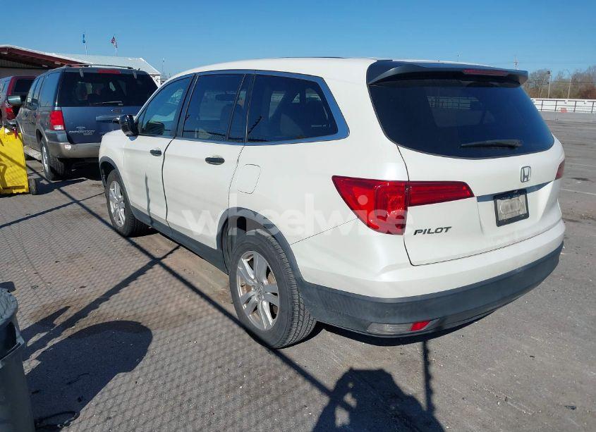 Photo 3 of 2017 Honda Pilot LX (VIN 5FNYF5H17HB044487)