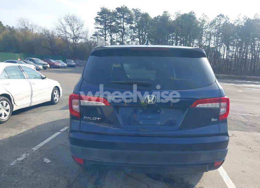 Photo 16 of 2019 Honda Pilot LX (VIN 5FNYF5H1XKB026833)