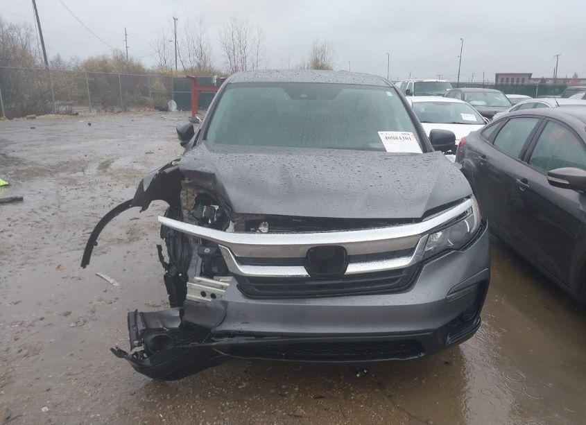 Photo 12 of 2019 Honda Pilot LX (VIN 5FNYF5H1XKB031739)