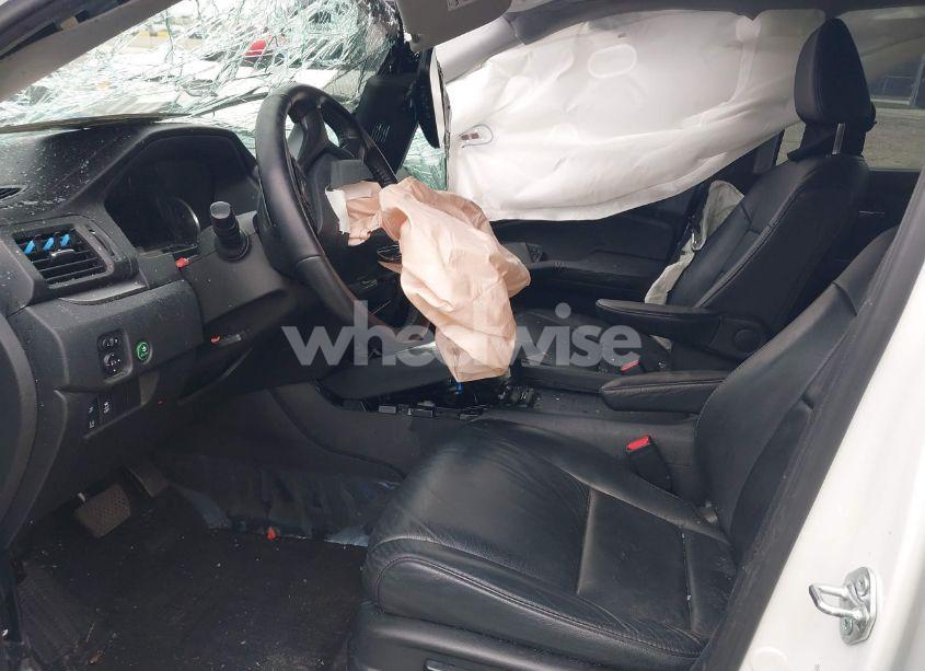 Photo 5 of 2021 Honda Pilot 2WD SPECIAL EDITION (VIN 5FNYF5H20MB017456)