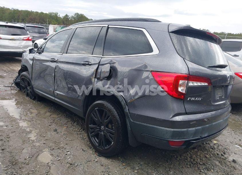 Photo 3 of 2021 Honda Pilot 2WD SPECIAL EDITION (VIN 5FNYF5H20MB032197)