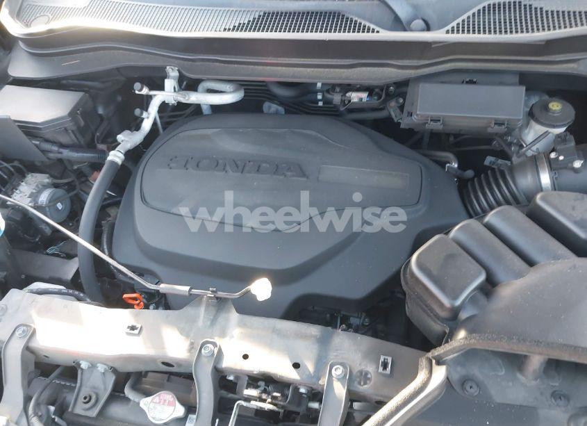 Photo 10 of 2021 Honda Pilot 2WD SPECIAL EDITION (VIN 5FNYF5H20MB043720)