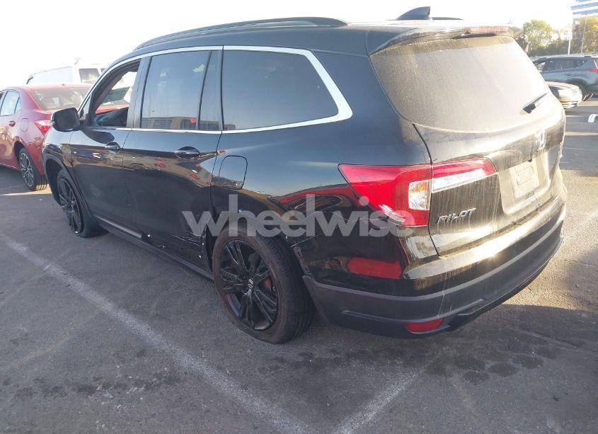 Photo 3 of 2021 Honda Pilot 2WD SPECIAL EDITION (VIN 5FNYF5H20MB043720)