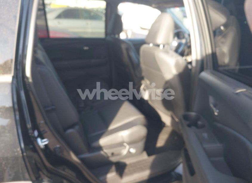 Photo 8 of 2021 Honda Pilot 2WD SPECIAL EDITION (VIN 5FNYF5H20MB043720)