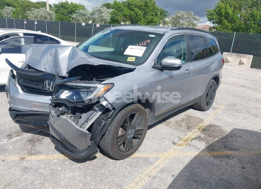 Photo 2 of 2022 Honda Pilot 2WD SPECIAL EDITION (VIN 5FNYF5H21NB012512)