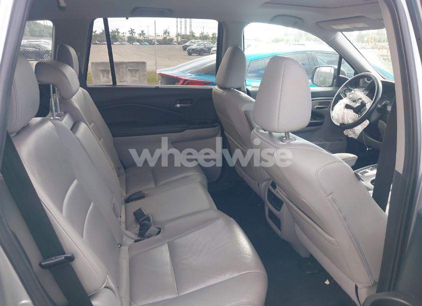 Photo 8 of 2022 Honda Pilot 2WD SPECIAL EDITION (VIN 5FNYF5H21NB012512)