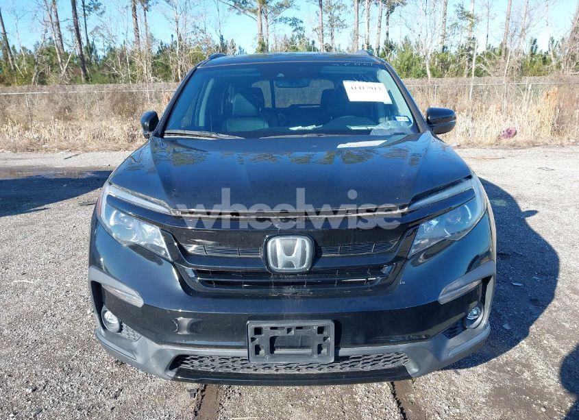 Photo 12 of 2021 Honda Pilot 2WD SPECIAL EDITION (VIN 5FNYF5H22MB007883)