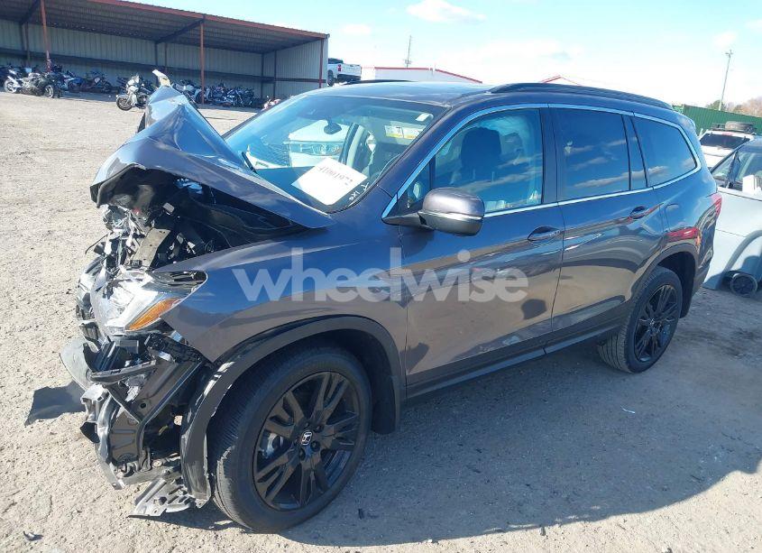 Photo 2 of 2022 Honda Pilot 2WD SPECIAL EDITION (VIN 5FNYF5H22NB001986)