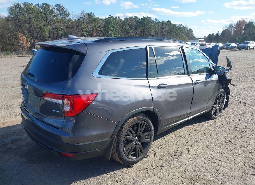 Photo 4 of 2022 Honda Pilot 2WD SPECIAL EDITION (VIN 5FNYF5H22NB001986)