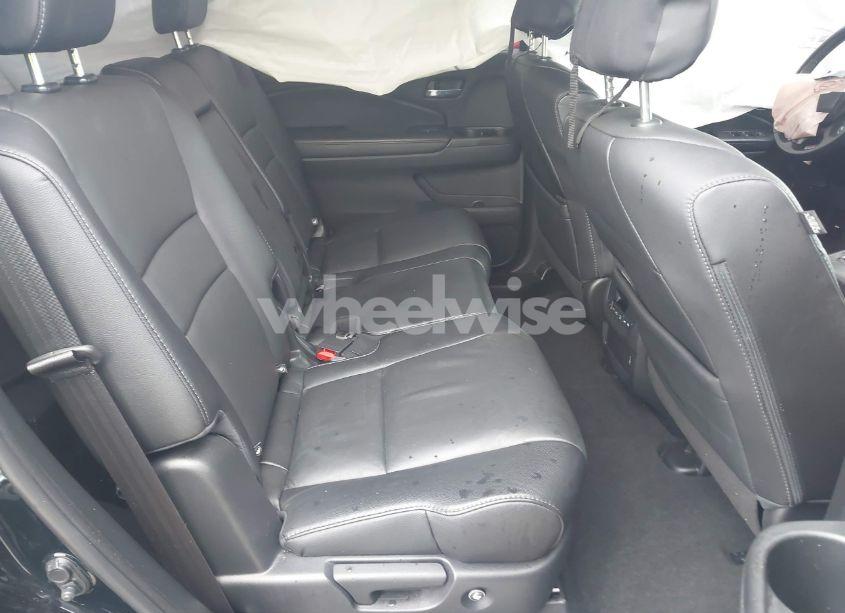 Photo 8 of 2021 Honda Pilot 2WD SPECIAL EDITION (VIN 5FNYF5H24MB032073)